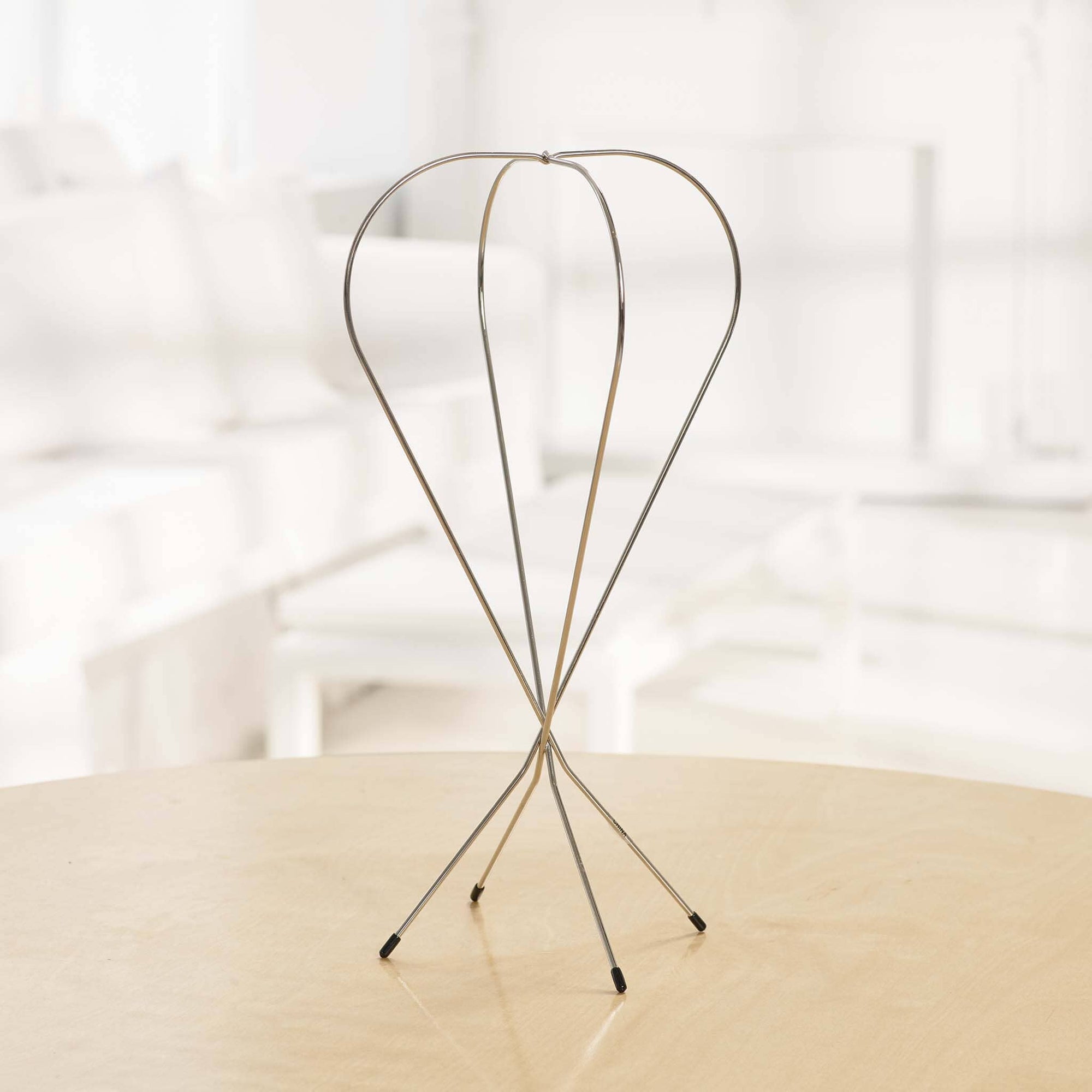 Collapsible Metal Wig Stand