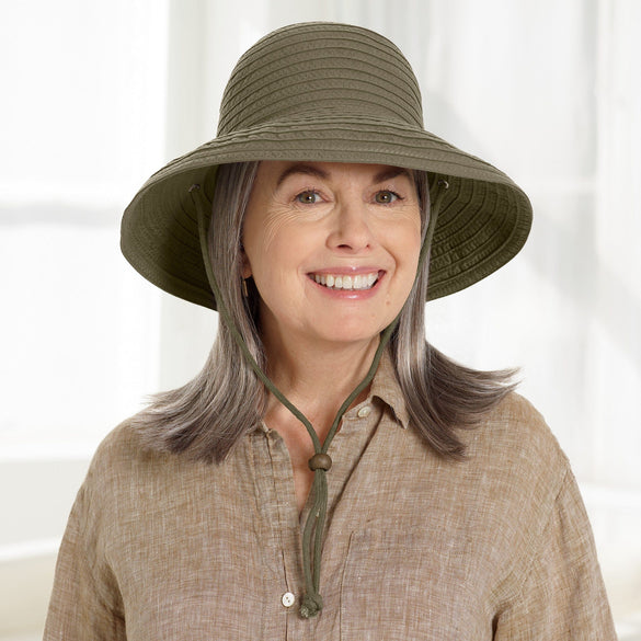 Front view #9510 Botanist Brim Hat shown in Jungle Green with #8744 Gabor Undercover Halo shown in GL38-48 Sugared Smoke